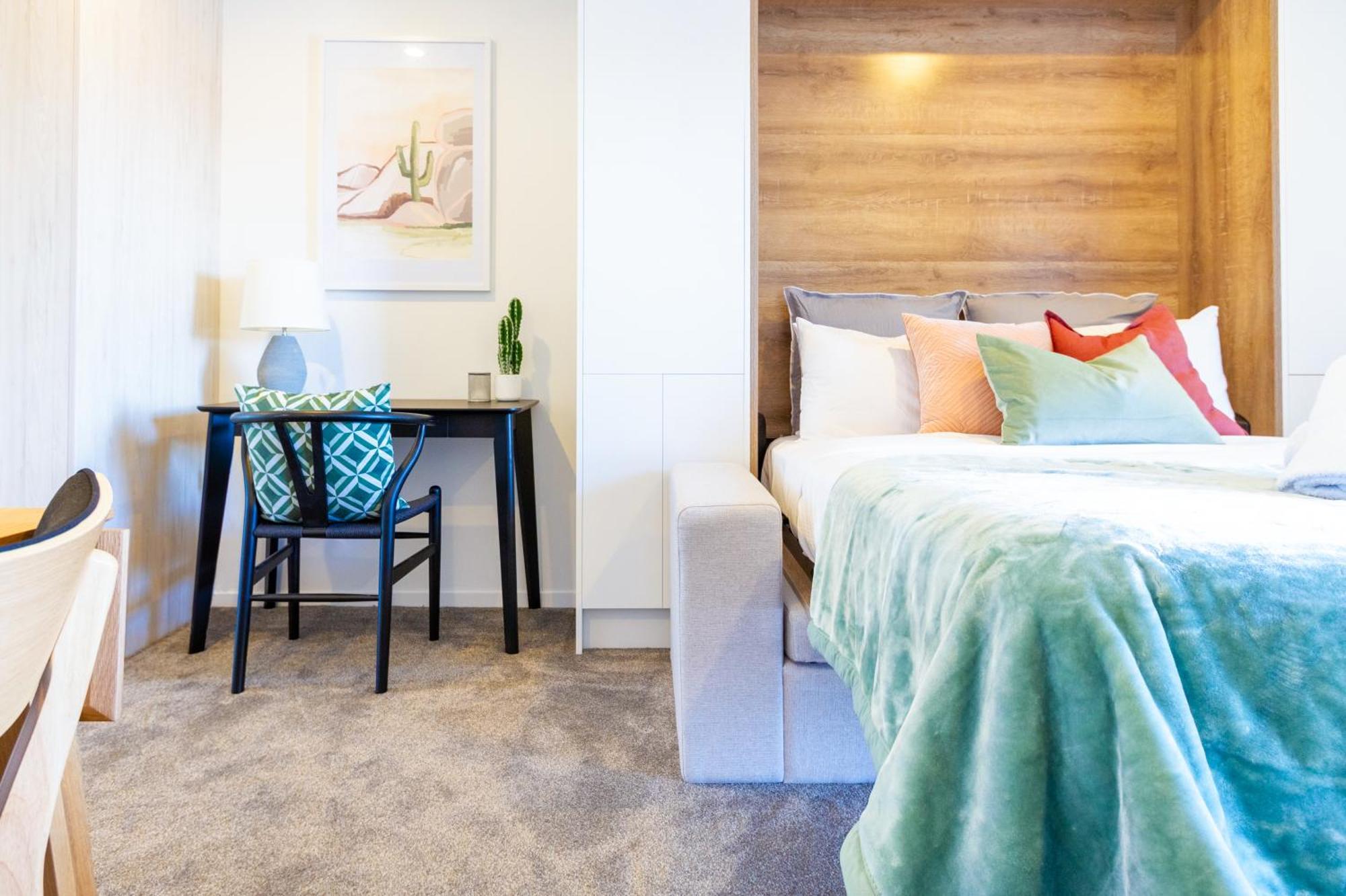 City Living: Upper Studio Haven On Wilmer Christchurch Eksteriør bilde